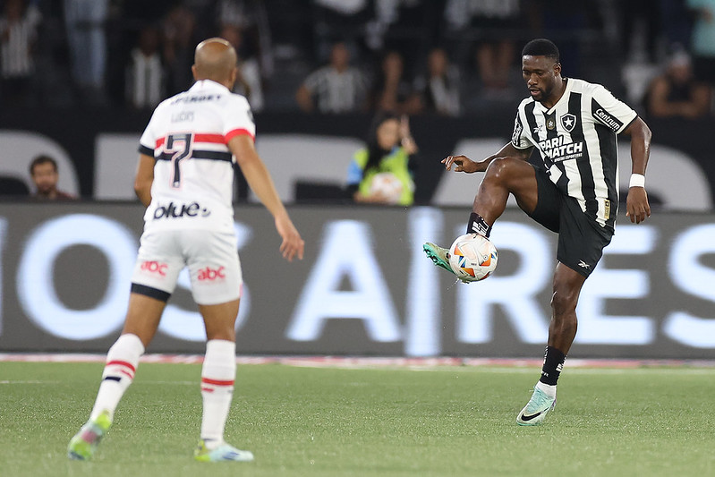 Bastos. Botafogo x Sao Paulo pela Copa Conmebol Libertadores no Estadio Niltos Santos. 18 de Setembro de 2024, Rio de Janeiro, RJ, Brasil. Foto: Vitor Silva/Botafogo.