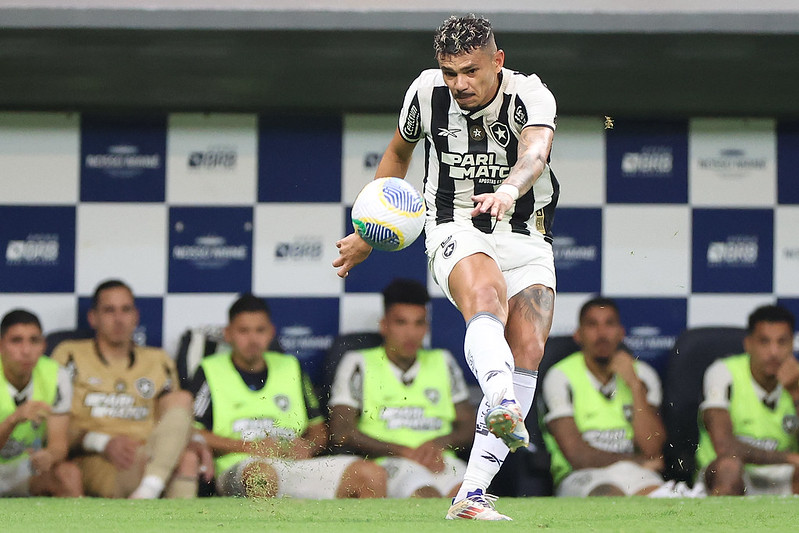 Tiquinho. Botafogo x Gremio pelo Campeonato Brasileiro no Estadio Mane Garrincha. 28 de Setembro de 2024, Brasilia, DF, Brasil. Foto: Vitor Silva/Botafogo.