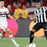 Marlon em ação contra o São Paulo. (Foto: Vitor Silva / Botafogo)