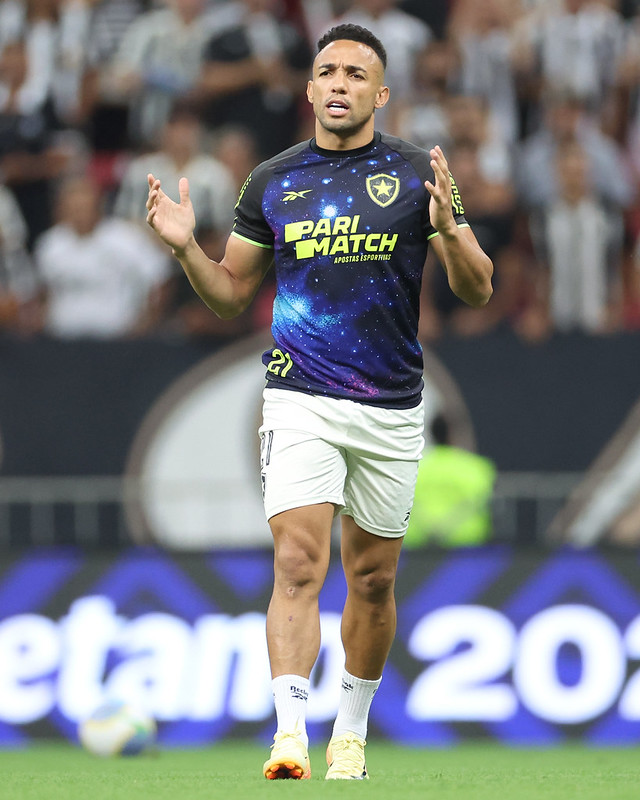 Marçal antes da partida. (Foto: Vitor Silva/Botafogo)