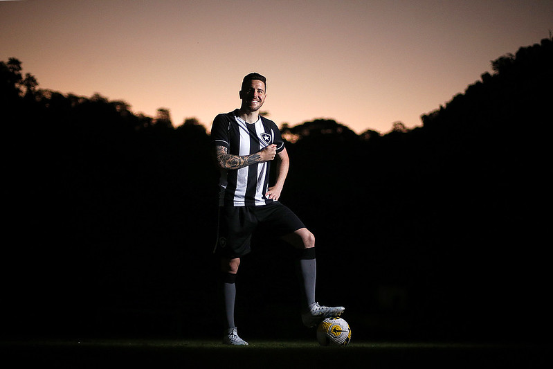 Gustavo Sauer do Botafogo no Espaco Lonier. 18 de Abril de 2022, Rio de Janeiro, RJ, Brasil. Foto: Vitor Silva/Botafogo.