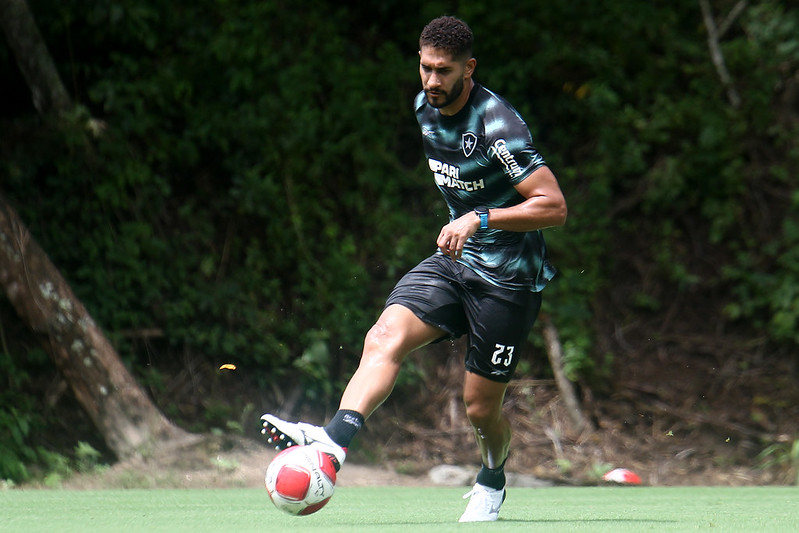 Pablo. Treino do Botafogo, Esoaco Lonier. 25 de Marco de 2023, Rio de Janeiro, RJ, Brasil. Foto: Vitor Silva/Botafogo.