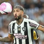 Alexander Barboza em foto de Vitor Silva Botafogo