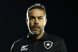 Artur Jorge.RedBull Bragantino x Botafogo pelo Campeonato Brasileiro no Estadio Nabi Abi Chedid. 26 de Outubro de 2024, Braganca Paulista, SP, Brasil. Foto: Vitor Silva/Botafogo.