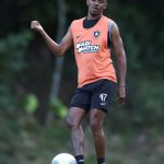 Jeffinho. Treino do Botafogo, Esoaco Lonier. 01 de Novembro de 2024, Rio de Janeiro, RJ, Brasil. Foto: Vitor Silva/Botafogo.