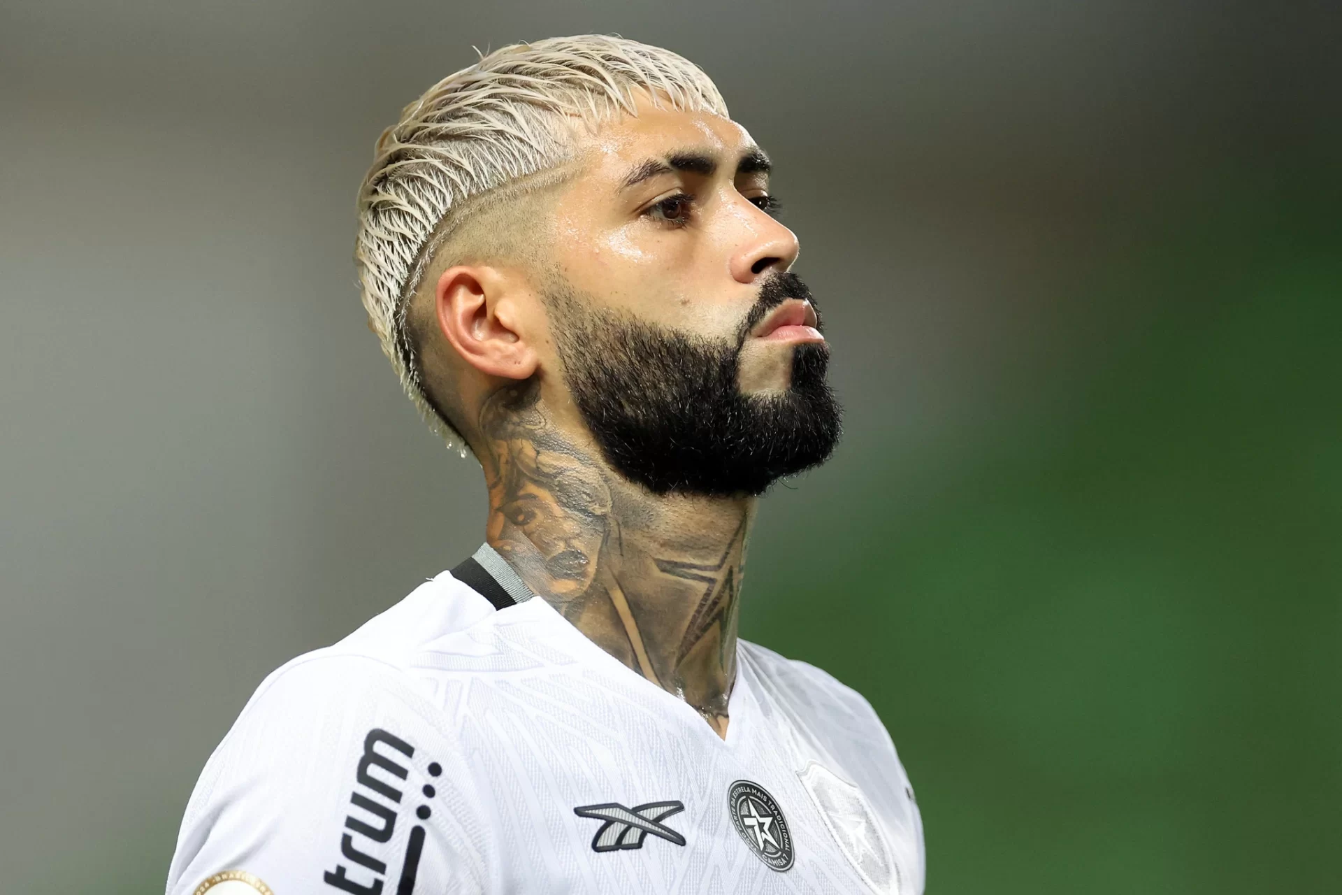 Barboza vira alvo e Botafogo vê concorrência pesada no mercado - Meu Botafogo