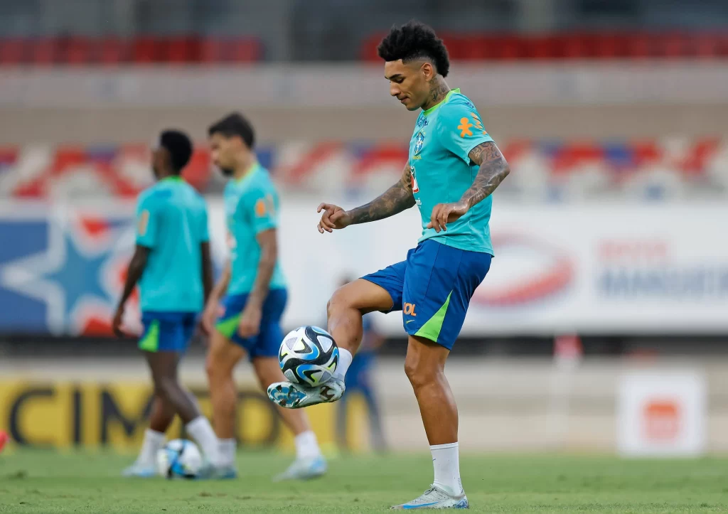 igor jesus Seleção Brasileira treina no estádio do Mangueirão em Belém nessa terça-feira 12-11