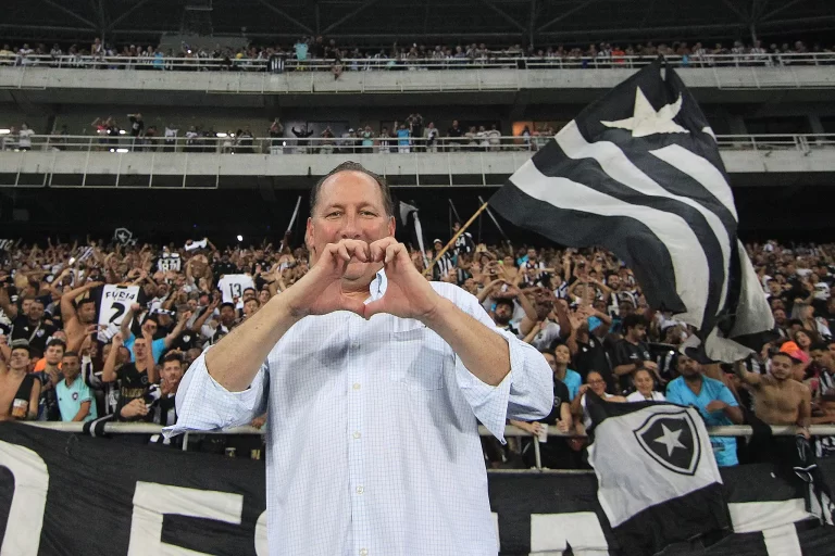 John Textor Botafogo x Fortaleza pelo Campeonato Brasileiro no Estadio Nilton Santos. 15 de Maio de 2022, Rio de Janeiro, RJ, Brasil. Foto: Vitor Silva/Botafogo.