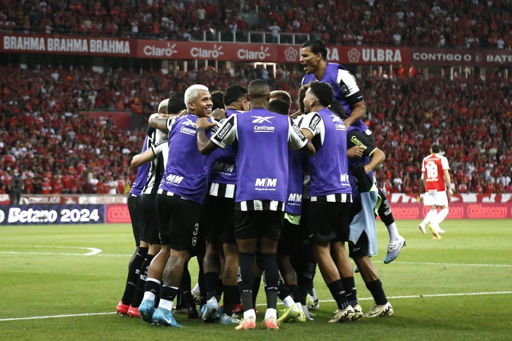 Internacional x Botafogo pelo Campeonato Brasileiro no Estadio Beira Rio. 04 de Dezembro de 2024, Porto Alegre, RS, Brasil. Foto: Vitor Silva/Botafogo.