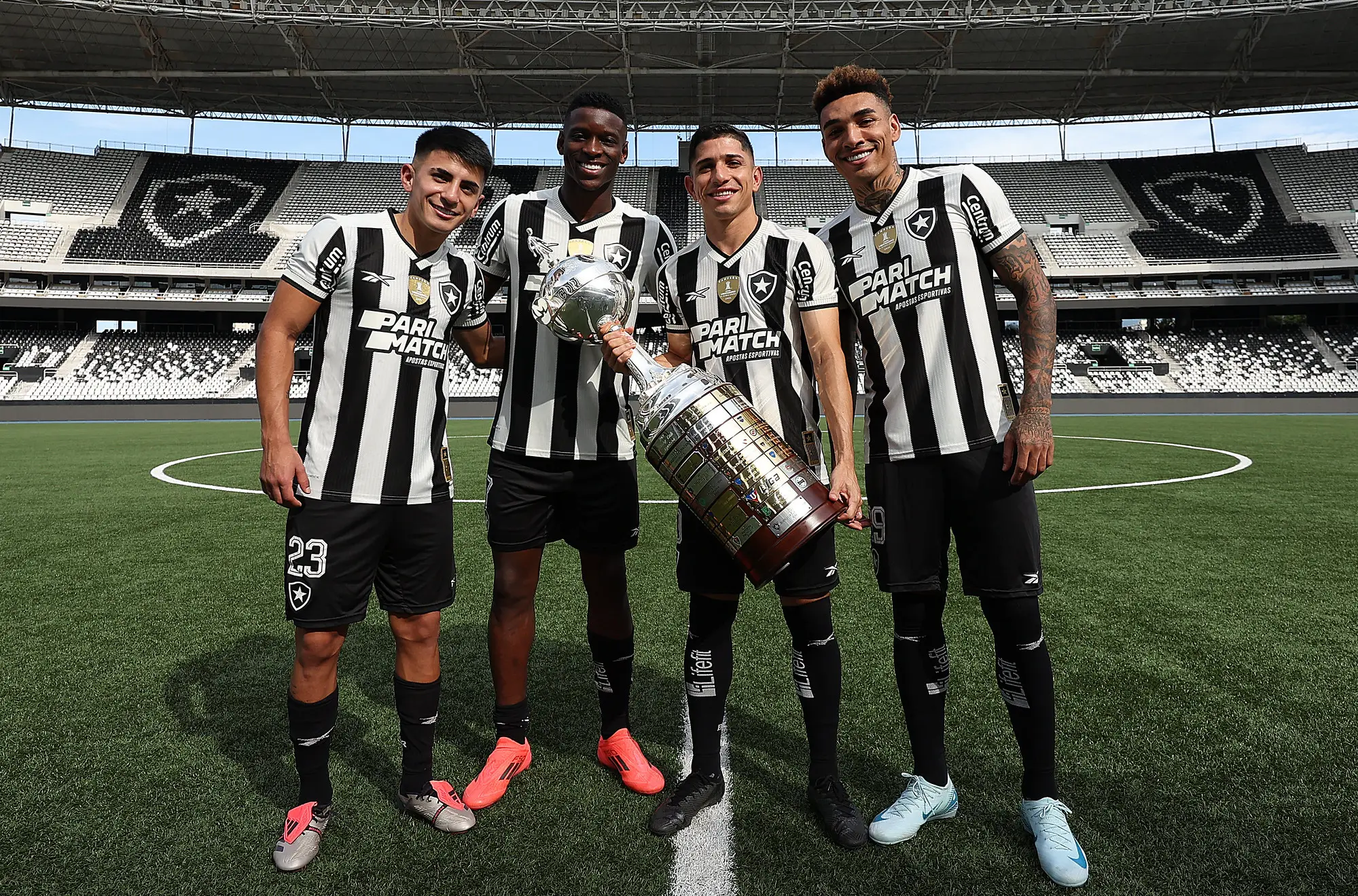 SAF do Botafogo aprovou venda sem informar clube social 