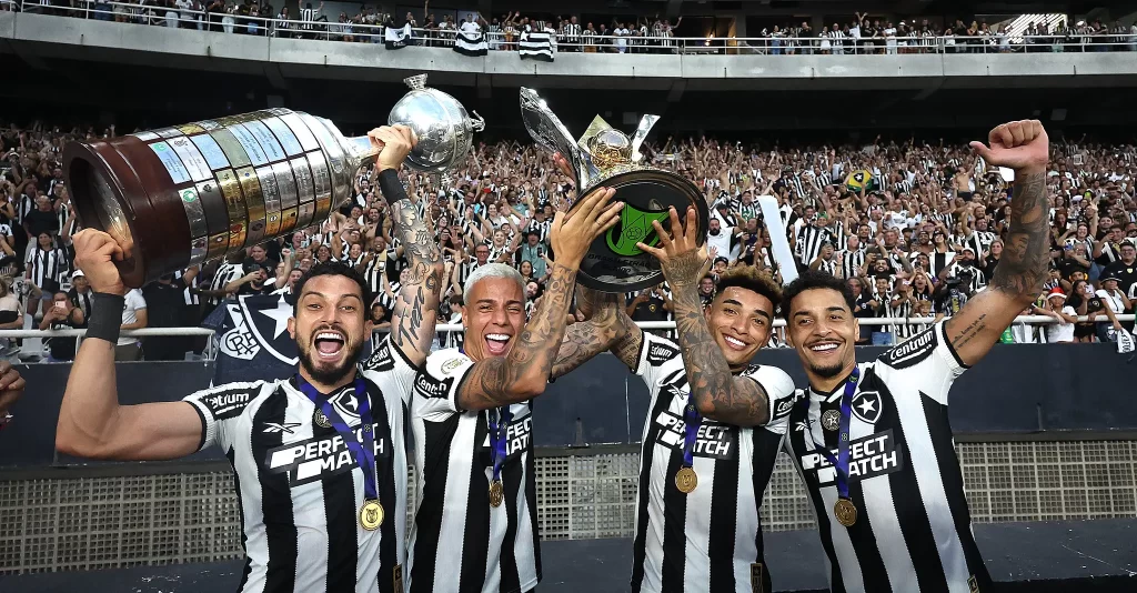 Botafogo x Sao Paulo pelo Campeonato Brasileiro no Estadio Nilton Santos. 08 de Dezembro de 2024, Rio de Janeiro, RJ, Brasil. Foto: Vitor Silva/Botafogo.