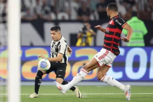 Savarino. Botafogo x Flamengo pelo Campeonato Brasileiro no Estadio Niltos Santos. 18 de Agosto de 2024, Rio de Janeiro, RJ, Brasil. Foto: Vitor Silva/Botafogo.