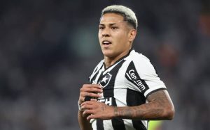 Matheus Martins, jogador do Botafogo. Foto: Vitor Silva
