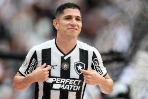 Savarino, atleta do Botafogo. Foto: Felipe Silva