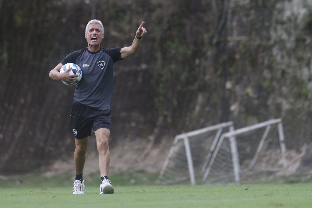 Luis Castro. Foto: Vítor Silva/Botafogo