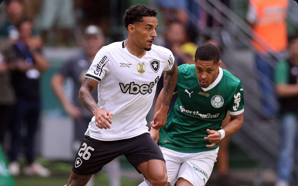 Palmeiras e Botafogo ficam no empate por 0x0 em duelo pelo Brasileirão.