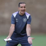 Renato Paiva, técnico do Glorioso. Foto: Vitor Silva