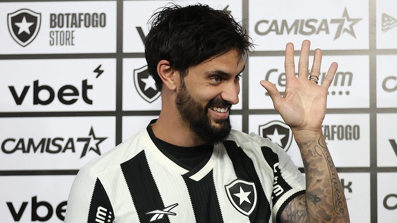 Mastriani é o novo reforço do Botafogo. Foto: Vitor Silva.