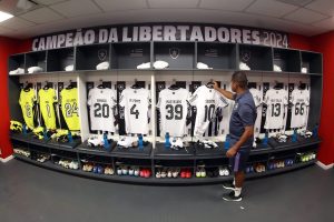 Estudiantes ARG x Botafogo pela Conmebol Libertadores no Jorge Luis Hirschi 2 de Abril de 2025, La Plata, Argentina. Foto: Vitor Silva/Botafogo.