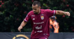 Aponte, jogador do Carabobo. Foto: Divulgação.