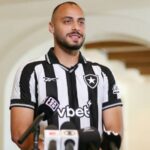 Arthur Cabral é o novo reforço do Botafogo. Foto: Vitor Silva