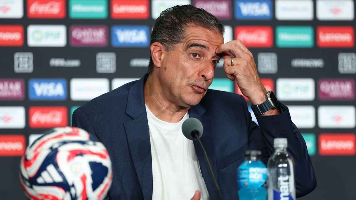 John Textor ‘toma a frente’ do Botafogo e demite Renato Paiva