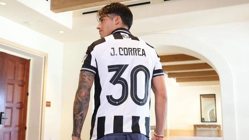 Joaquim Corrêa é apresentado no Botafogo e sua entrevista coletiva repercute no mundo