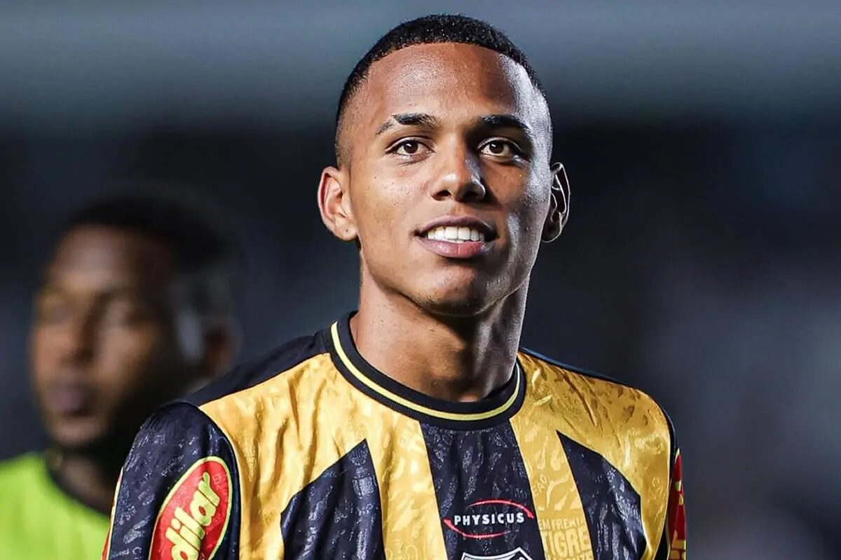 Botafogo aumenta proposta por zagueiro de R$ 30 milhões de multa - Meu Botafogo
