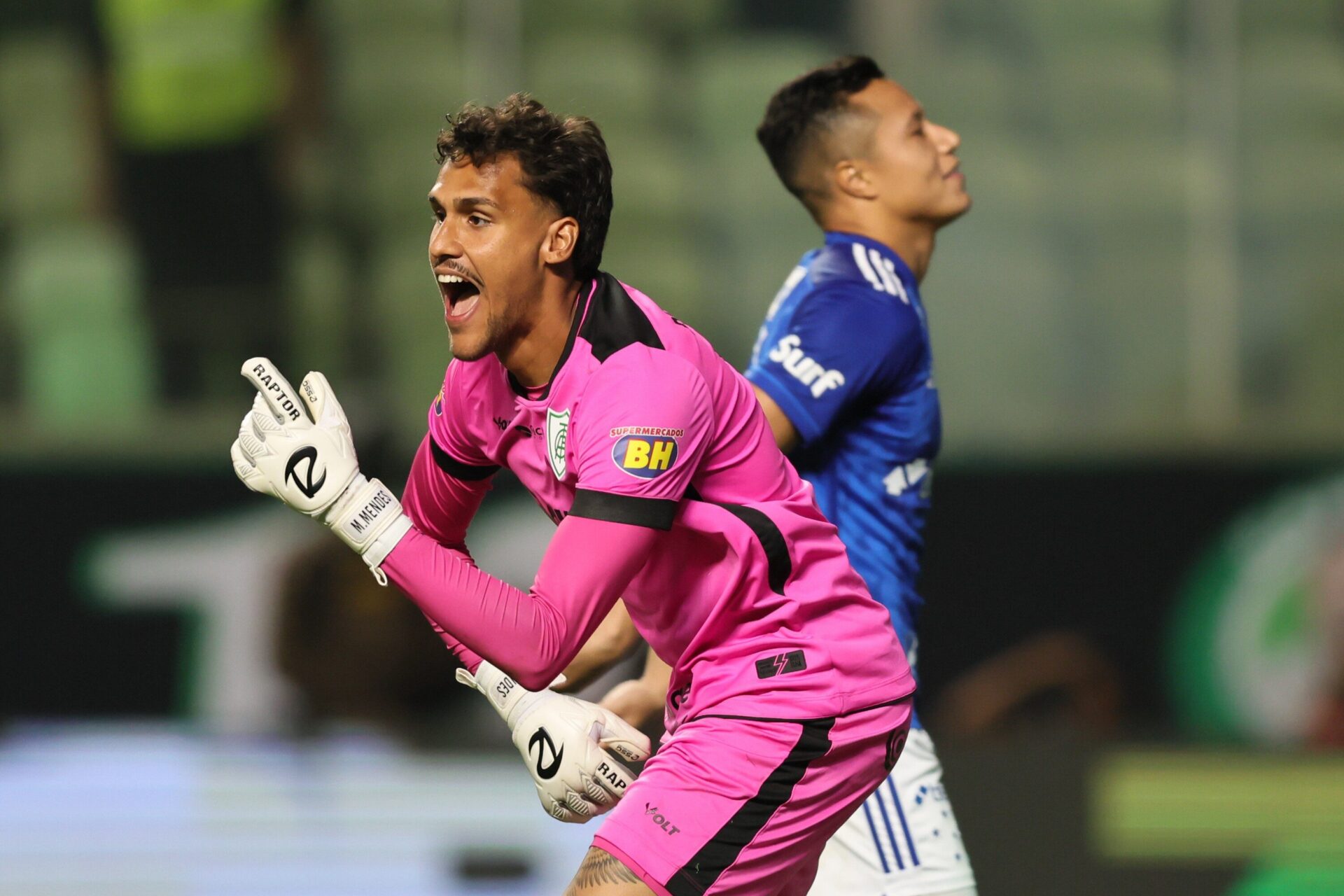 Botafogo: Ex-reserva de Everson pode assumir o gol do glorioso e setorista do galo faz revelação 