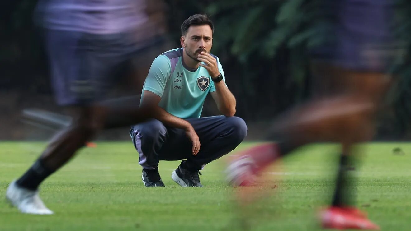 Davide Ancelotti desabafa: “Ter meu sobrenome é difícil” - Meu Botafogo