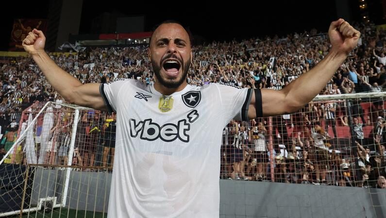 Arthur Cabral