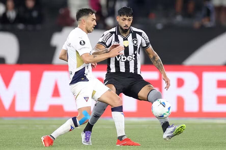 Botafogo: Glorioso confirmado para pegar a LDU - Meu Botafogo