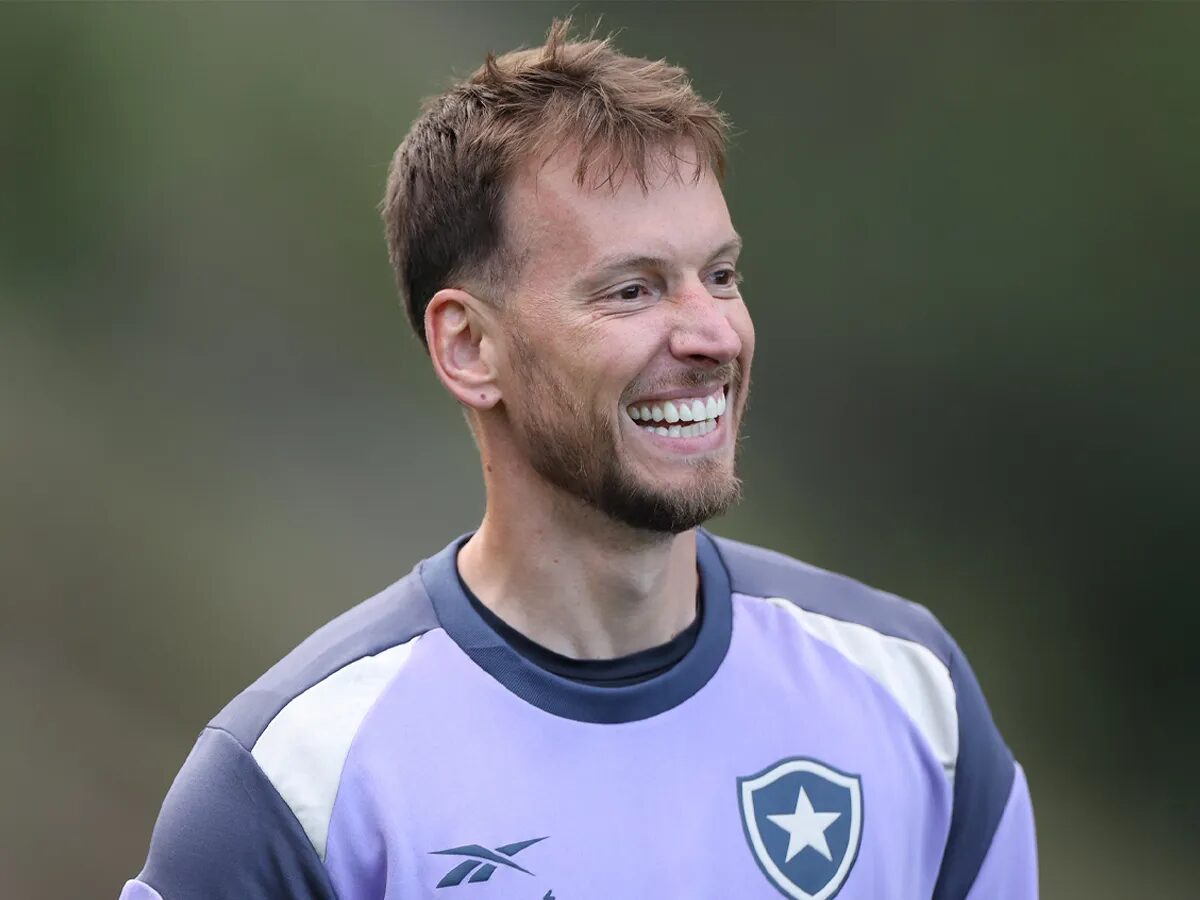 “Momento certo”: Neto destaca importância da volta ao Brasil pelo Glorioso - Meu Botafogo