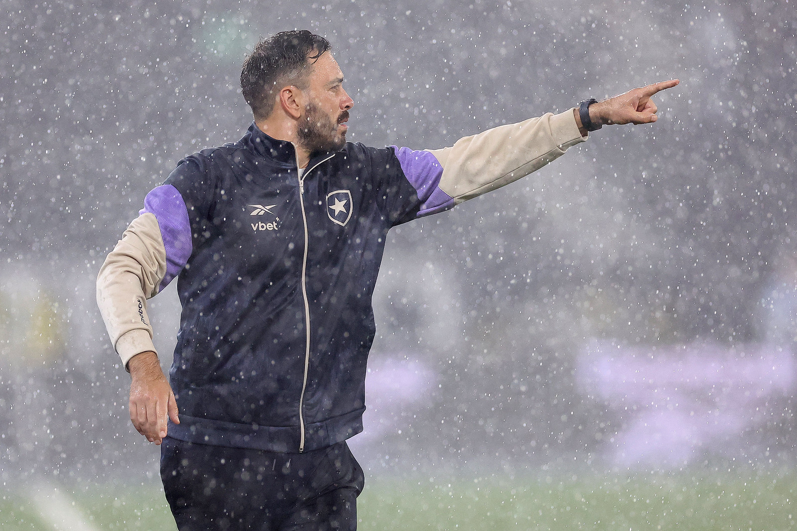 Davide Ancelotti 'quebra protocolo' e anuncia atacante 'fora' do Botafogo - Meu Botafogo