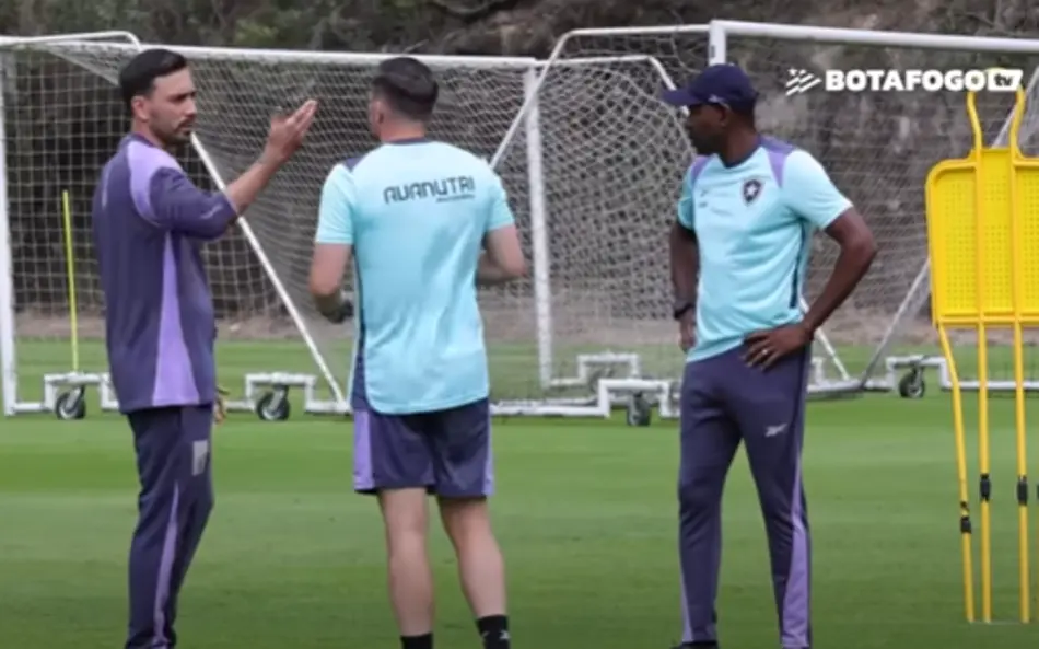 Notícias do Botafogo: Reunião com a comissão técnica é revelada e mudanças vão acontecer; saiba detalhes - Meu Botafogo