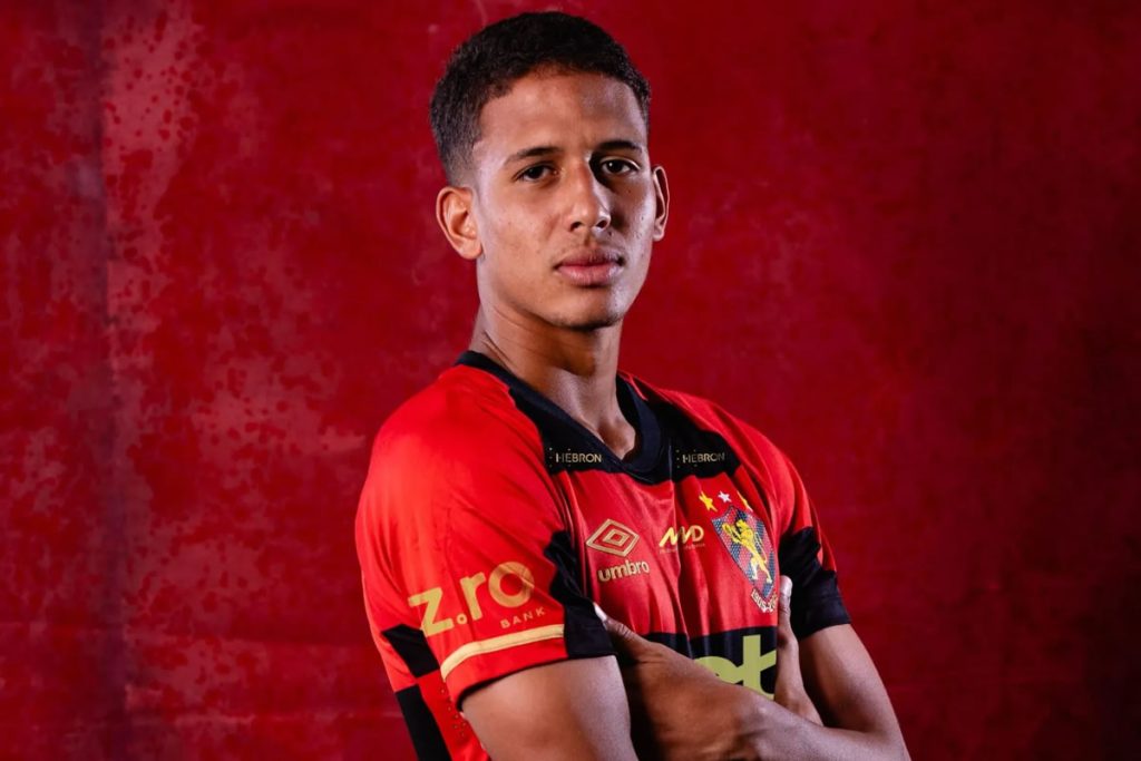 Depois de fechar com Riquelme, Botafogo pode 'assinar' com mais 2 zagueiros; saiba quem são - Meu Botafogo