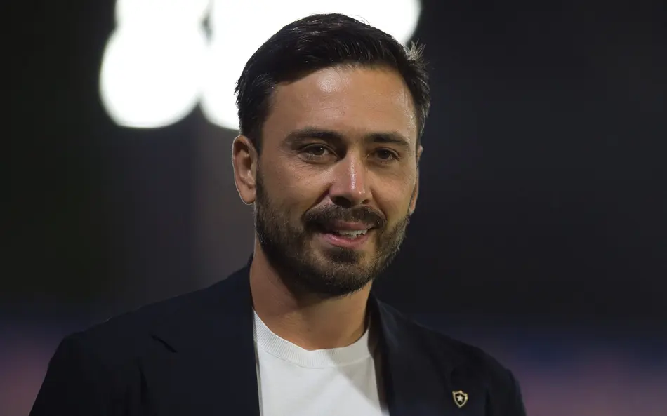 AGIF25080618331094-scaled-aspect-ratio-512-320