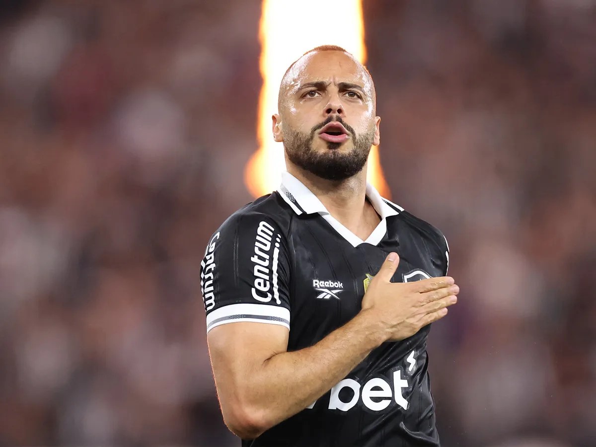 Depois de Arthur Cabral, Corinthians pode 'tirar' outro atacante do Botafogo - Meu Botafogo