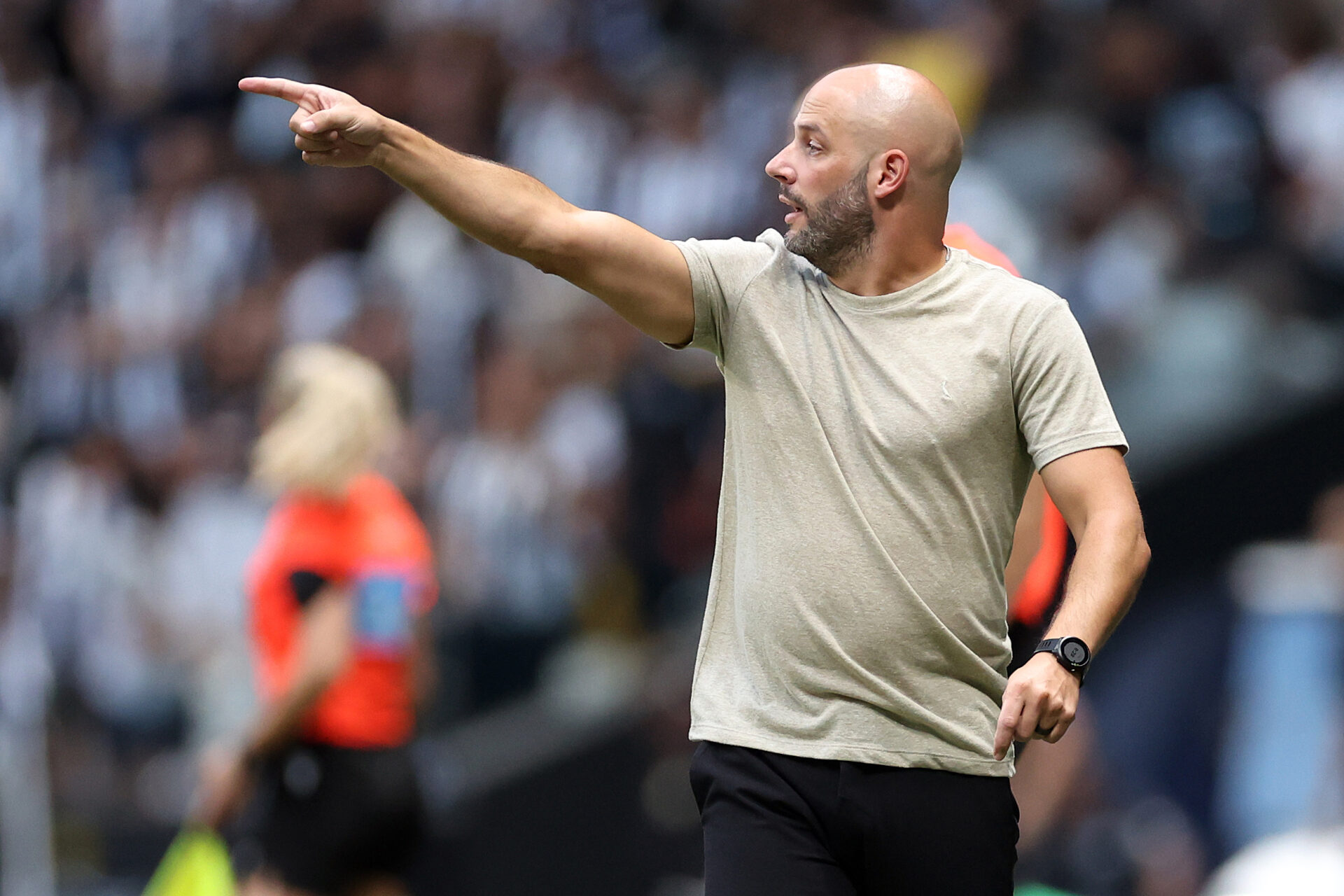 Mercado do Botafogo: Nome de zagueiro argentino volta a ser lembrado para reforçar o Glorioso - Meu Botafogo